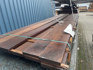 Ca. 3x Guyana Teak fijnbezaagd, 20x150mm, lengte 350cm